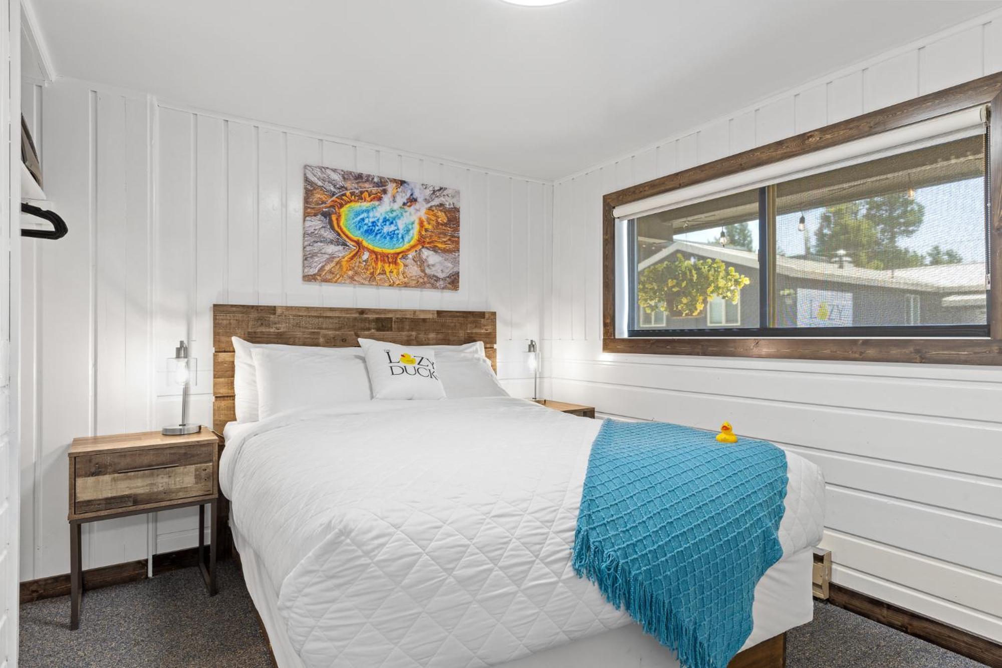 Lazy Duck Inn Вест-Йеллоустоун Екстер'єр фото